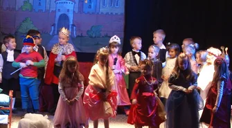 Księżniczka na ziarnku grochu, przedstawienie w wykonaniu dzieci z Przedszkola nr 3