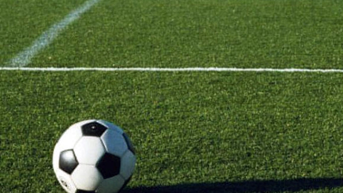 Piłkarze wznowili rozgrywki