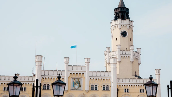 Stawka 18,57 zł podzieliła radnych