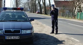 Policjanci wykorzystują nowy laser