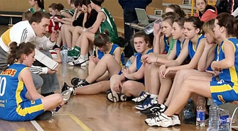 Drugie miejsce koszykarek z Gimnazjum nr 1 (wideo)