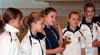 Awansowały w komplecie