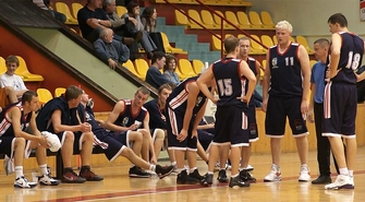 Grali towarzysko w Lesznie