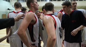 WSTK wygrywa w Wałbrzychu