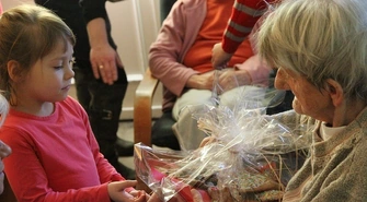 Dzieci na rzecz hospicjum