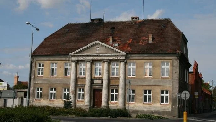 Gmina i Powiat pomogą szkole muzycznej