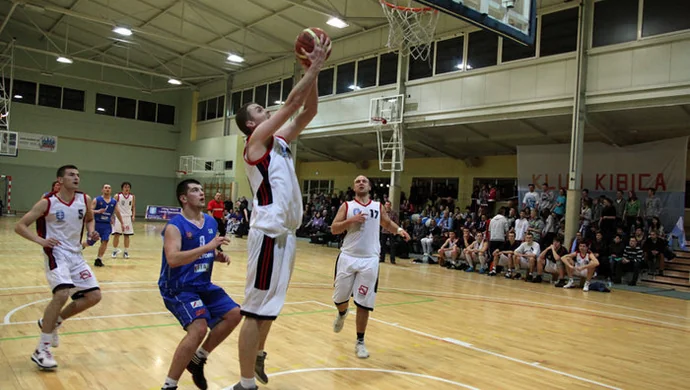 Wygrana z Wałbrzychem na początek