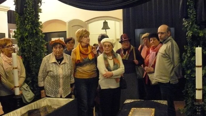 Słuchacze UTW na wystawie we wschowskim muzeum