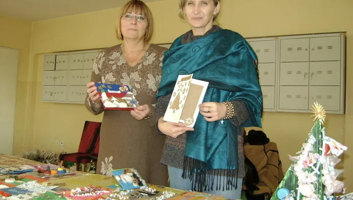 Nagrodzono recyklingowe kartki świąteczne 