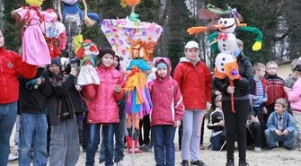 Przywitali wiosnę na plaży SCKiW