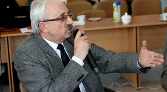 Zmiany w oświacie. Koalicja za, opozycja przeciw