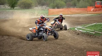 3 maja na Kaczych Dołach – rozdajemy zaproszenia