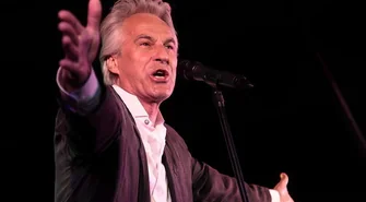 Wieczorem piosenka francuska na wschowskim rynku