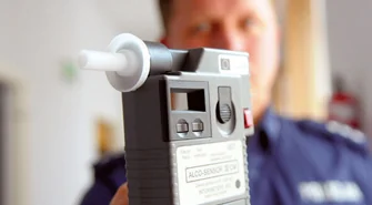 2 promile i uderzenie w ogrodzenie.... Podsumowanie weekendu