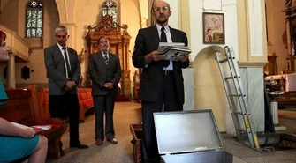 Pamięć o współczesnej Sławie schowali w krypcie kościoła