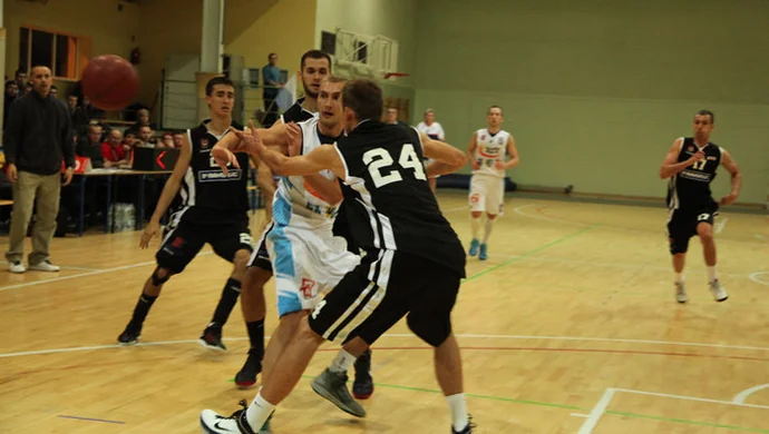 Z nowym trenerem i zawodnikiem