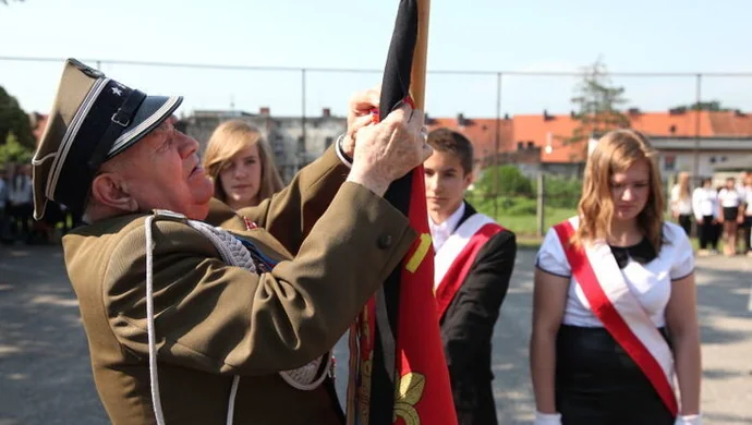 Gimnazjum z Krzyżem Czynu Zbrojnego