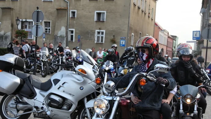 300 motocyklistów i tłumy mieszkańców na Pikniku
