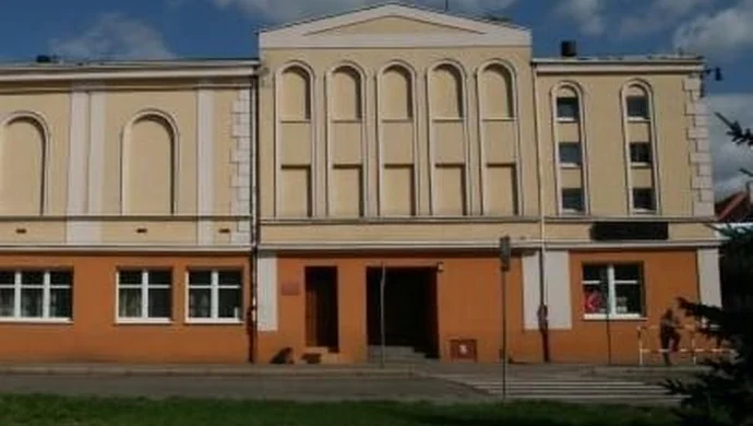 Mini bar i winda czyli nowe inwestycje w budynku CKiR