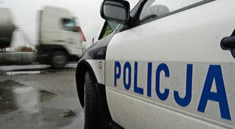 9 osób w aucie i dziecko w bagażniku