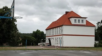 W Starym Strączu powstanie boisko wielofunkcyjne