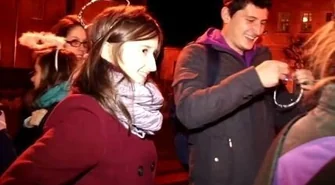 Inaczej niż w tradycji świeckiej świętują wigilię Wszystkich Świętych