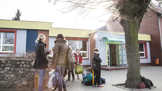 Oszczędności w przetargach pokryją dziury w budżetach szkół i przedszkoli