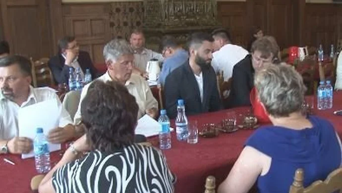 Nieoficjalna kampania wyborcza? Gorąca dyskusja na sesji rady miejskiej