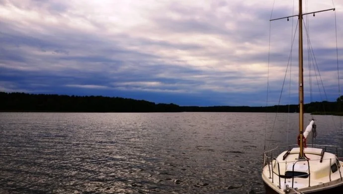 Wernisaż - Jezioro sławskie - kolory nieba i ziemi