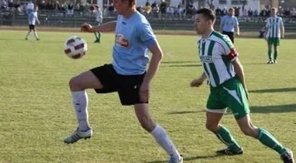 Dąb wygrywa na otwarcie wiosennej rundy