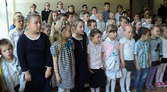 Patriotycznie w szkole podstawowej w Starych Drzewcach