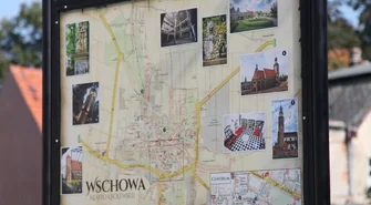 Zamontowali plan miasta