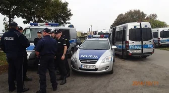 Policjanci zabezpieczyli mecz piłki nożnej III ligi