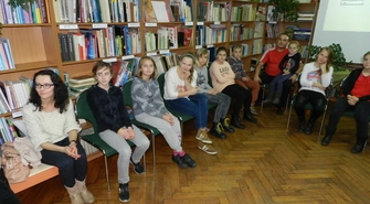 Książkowe podchody w ,,Dwójce"