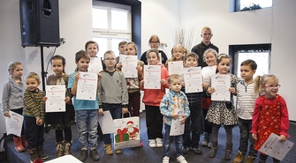 Wyniki konkursu na kartkę świąteczną i ozdobę choinkową