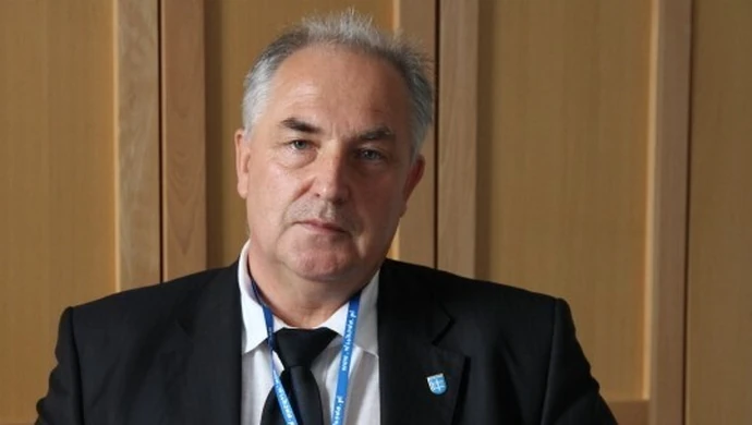 Nowicki: Miejsc pracy nie brakuje