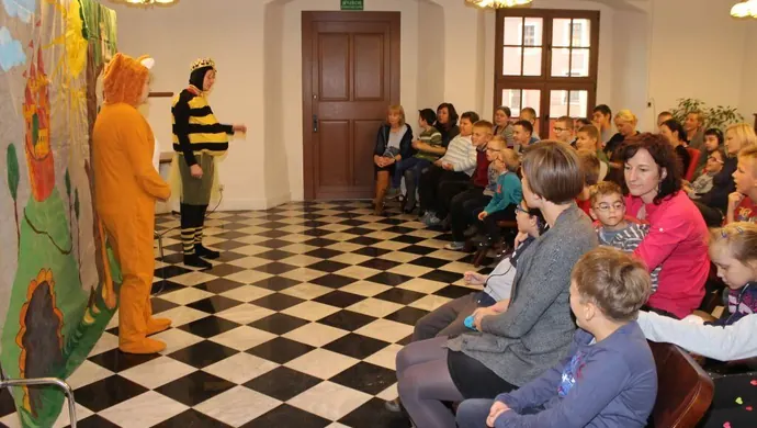 ,,Moc dobrego wychowania"