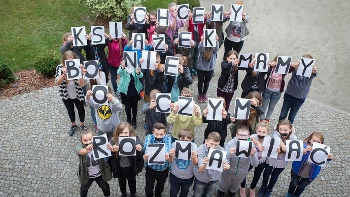 Gratulacje od Ministra Edukacji Narodowej dla uczniów z Zana i Gimnazjum Językowego