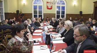 Opinie radnych: Nie ma dnia bez rozmów o oświacie