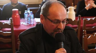 Opinie radnych:  Mniejsze społeczności uczniowskie lepiej radzą sobie ze zmianami cywilizacyjnymi