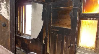 Stare Strącze: Wybuchł pożar w budynku wielorodzinnym