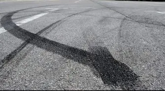 Wyścigi samochodów na ulicach Sławy?