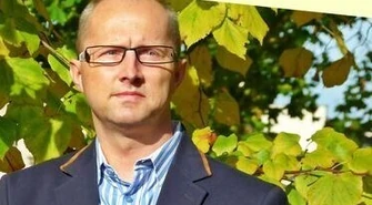 Tarką po łapkach: Rekonfiguracja nierówności