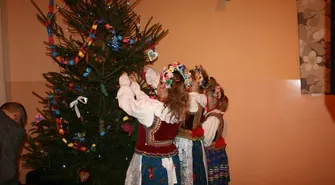 „Święta świerkiem pachnące” Choinka w Krzepielowie