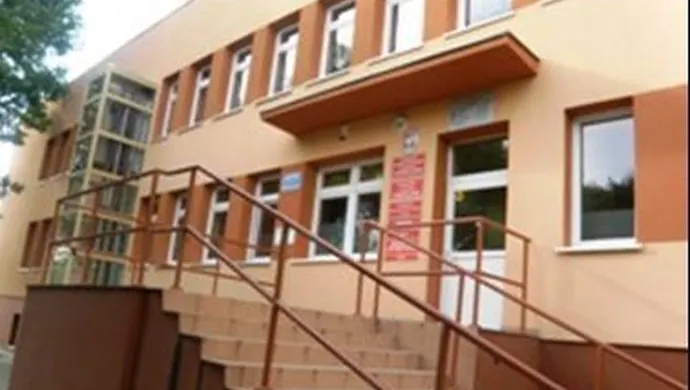 Powiat: Przetarg na oddanie w najem lokalu użytkowego w Sławie