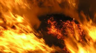 Spalił się warsztat samochodowy. Szacunkowe straty, to 250 tysięcy złotych