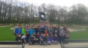 Uczniowie z Wijewa odwiedzili stolice