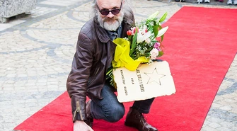 Nieśmiertelny blues. Gwiazda Krzysztofa Głucha na sławskim rynku