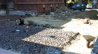 Remont terenu przy I Zespole Szkół we Wschowie