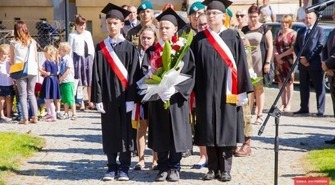 Ważne jest współdziałanie wszystkich narodów w utrzymaniu pokoju.